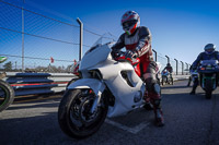 donington-no-limits-trackday;donington-park-photographs;donington-trackday-photographs;no-limits-trackdays;peter-wileman-photography;trackday-digital-images;trackday-photos